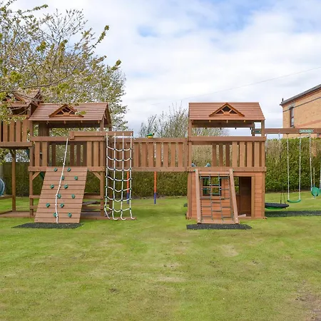 Holiday home The Gatehouse - Uk2482